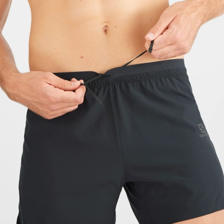 Black Salomon Cross 5'' Men's Shorts | IE EK5734